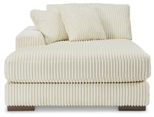 Load image into Gallery viewer, Lindyn - 2 Piece Sectional
