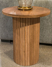 Load image into Gallery viewer, Towner Grove - Round Table

