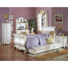 Load image into Gallery viewer, Pearl Twin Bed
