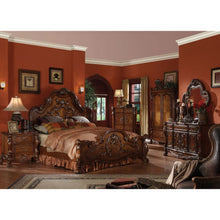 Load image into Gallery viewer, Dresden Eastern King Bed
