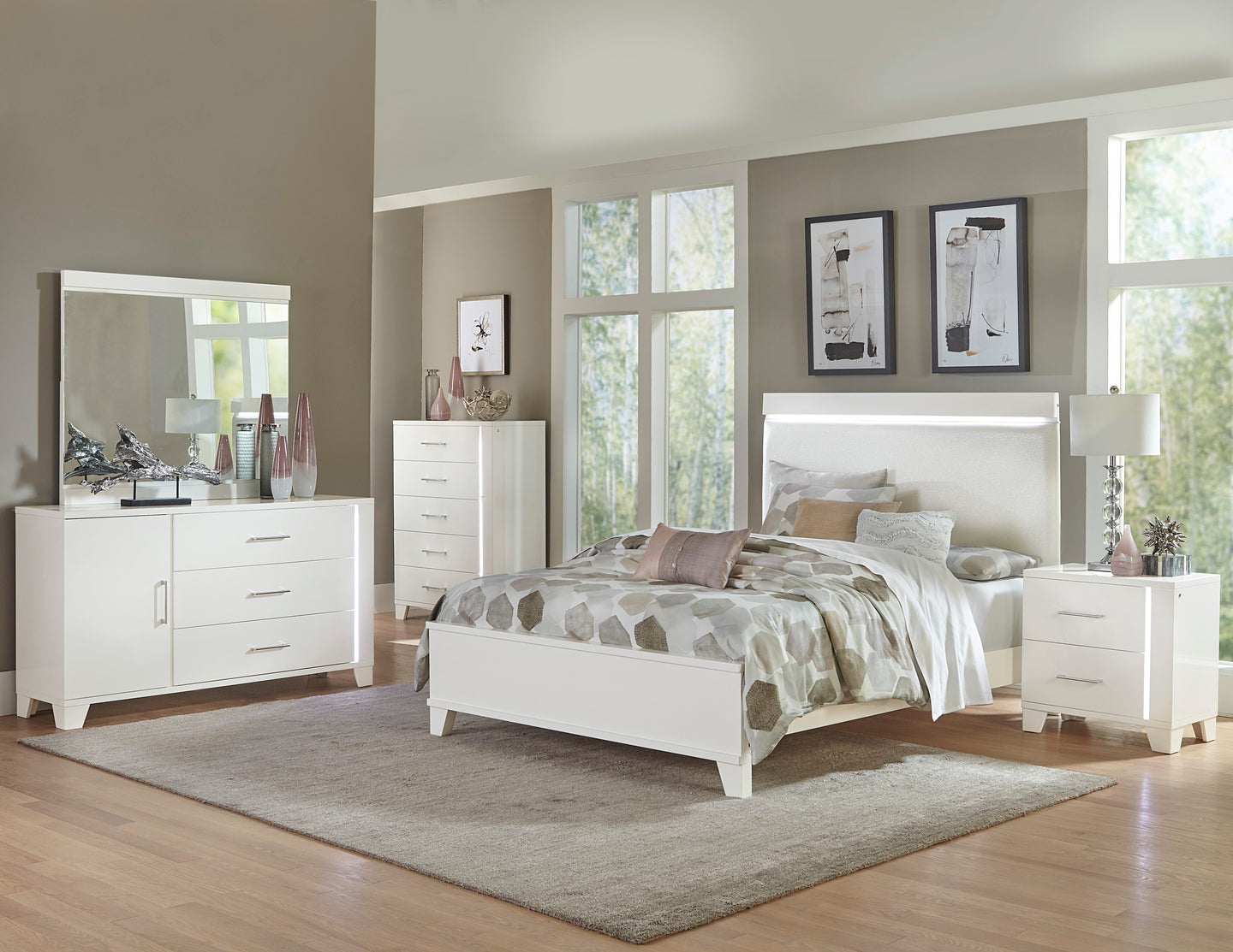 Bedroom-Kerren Collection 1678W