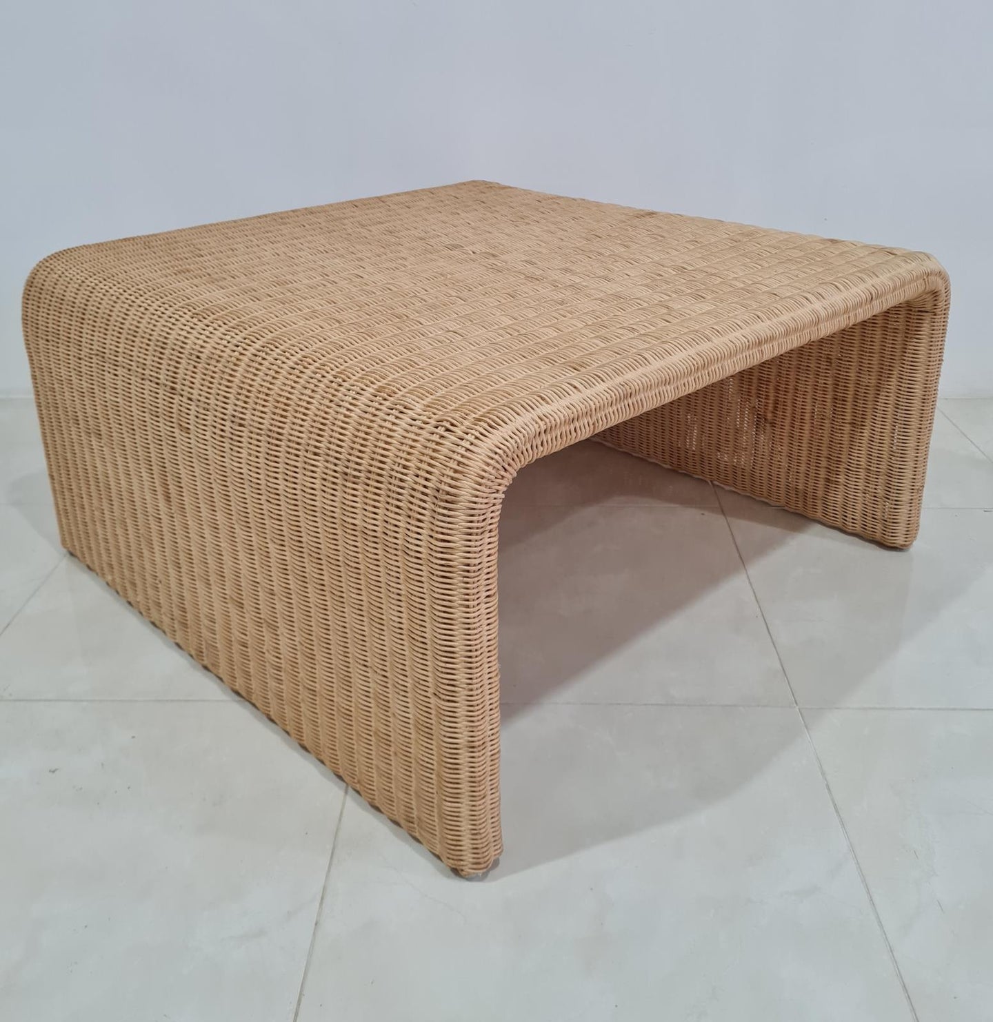 COFFEE TABLE 709818