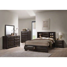 Load image into Gallery viewer, Merveille Eastern King Bed
