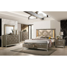 Load image into Gallery viewer, Skylar Queen Bed
