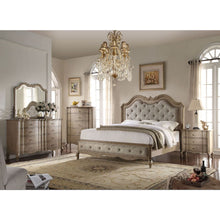 Load image into Gallery viewer, Chelmsford Eastern King Bed
