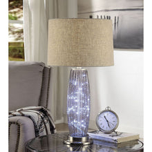 Load image into Gallery viewer, Aurinda Table Lamp
