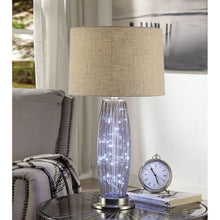 Load image into Gallery viewer, Aurinda Table Lamp
