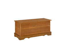 Load image into Gallery viewer, CEDAR CHEST 4695
