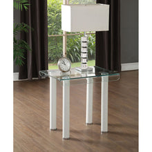 Load image into Gallery viewer, Gordie End Table
