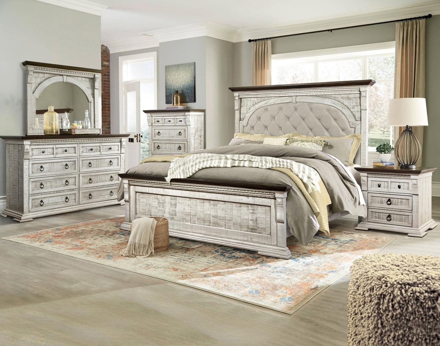 Alamo Queen Bed