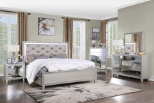 Load image into Gallery viewer, Sliverfluff Eastern King Bed

